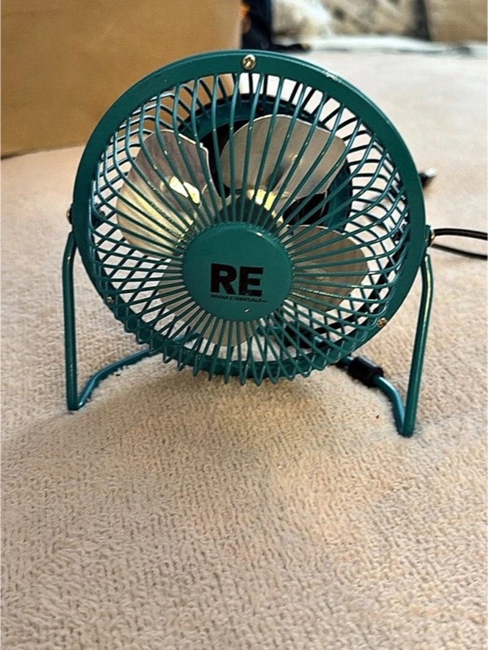 Room Essentials USB Mini Desk Fan Blue